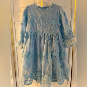 Beautiful lace dress, size 5/6